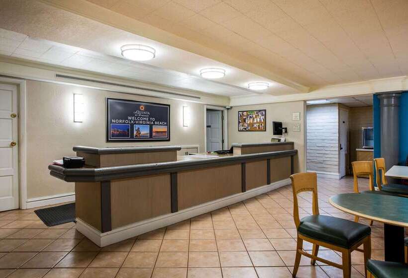 호텔 La Quinta Inn By Wyndham Norfolk Virginia Beach