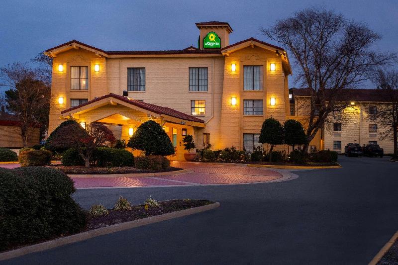 호텔 La Quinta Inn By Wyndham Norfolk Virginia Beach