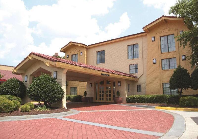 호텔 La Quinta Inn By Wyndham Norfolk Virginia Beach