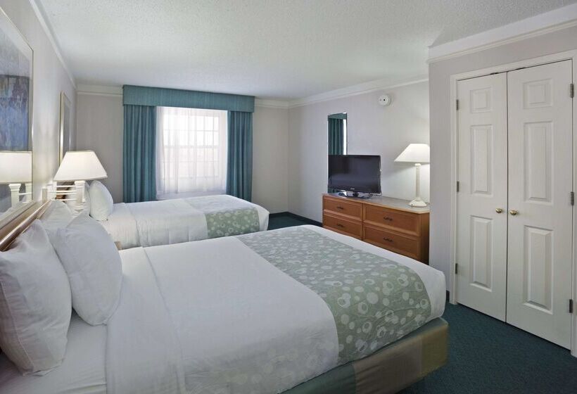 Отель La Quinta Inn By Wyndham Omaha West