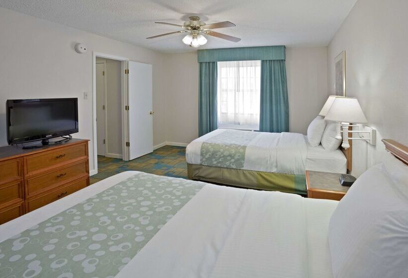 Отель La Quinta Inn By Wyndham Omaha West