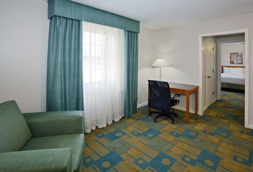 호텔 La Quinta Inn By Wyndham Omaha West