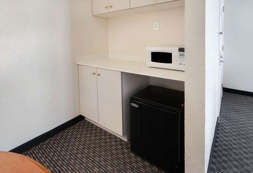 Motel 6 Phoenix, Az   Midtown