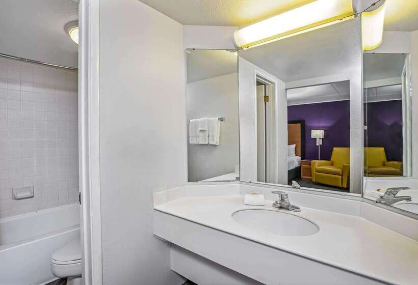 فندق La Quinta Inn By Wyndham Sacramento North