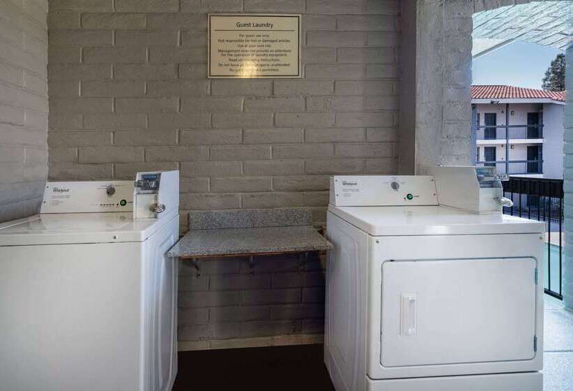 فندق La Quinta Inn By Wyndham Sacramento North