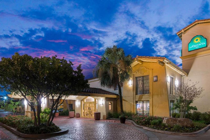 هتل La Quinta Inn By Wyndham San Antonio Market Square