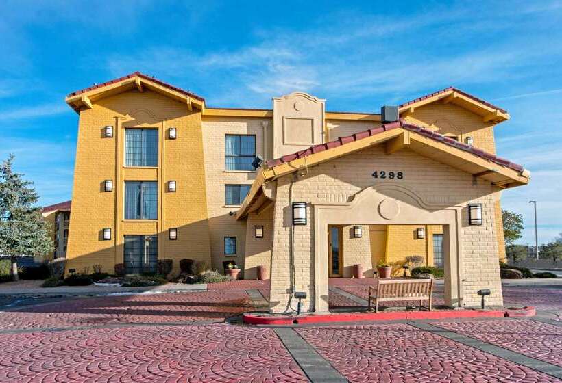 هتل La Quinta Inn By Wyndham Santa Fe