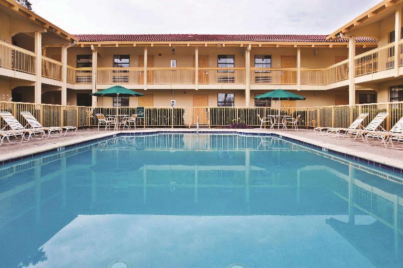 호텔 La Quinta Inn By Wyndham Savannah Midtown
