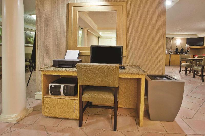 호텔 La Quinta Inn By Wyndham Savannah Midtown