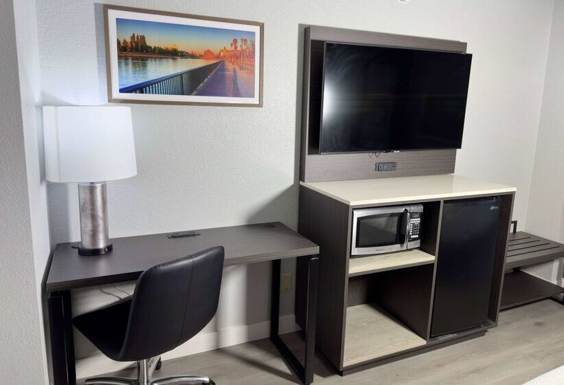 בית מלון כפרי La Quinta Inn By Wyndham Stockton