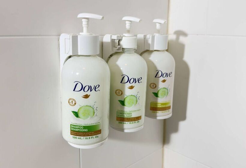 בית מלון כפרי La Quinta Inn By Wyndham Stockton