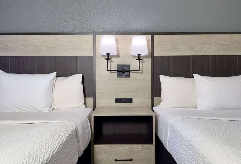 בית מלון כפרי La Quinta Inn By Wyndham Stockton