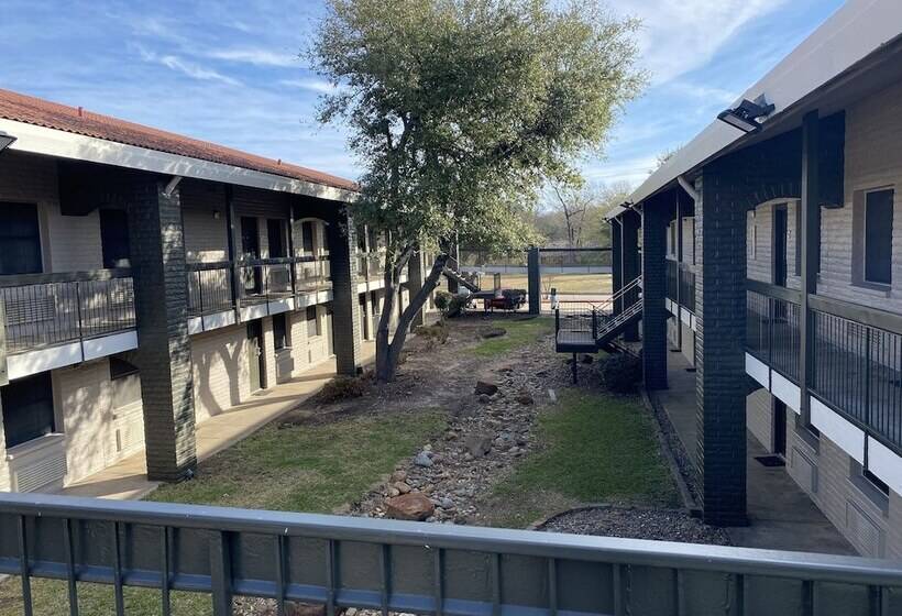 فندق La Quinta Inn By Wyndham Tyler