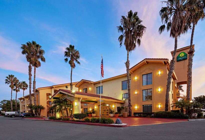 Отель La Quinta Inn By Wyndham Ventura