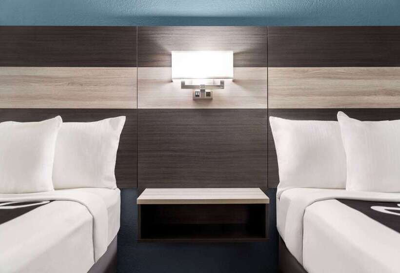 ホテル La Quinta Inn By Wyndham Victoria