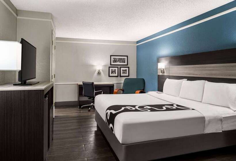 ホテル La Quinta Inn By Wyndham Victoria