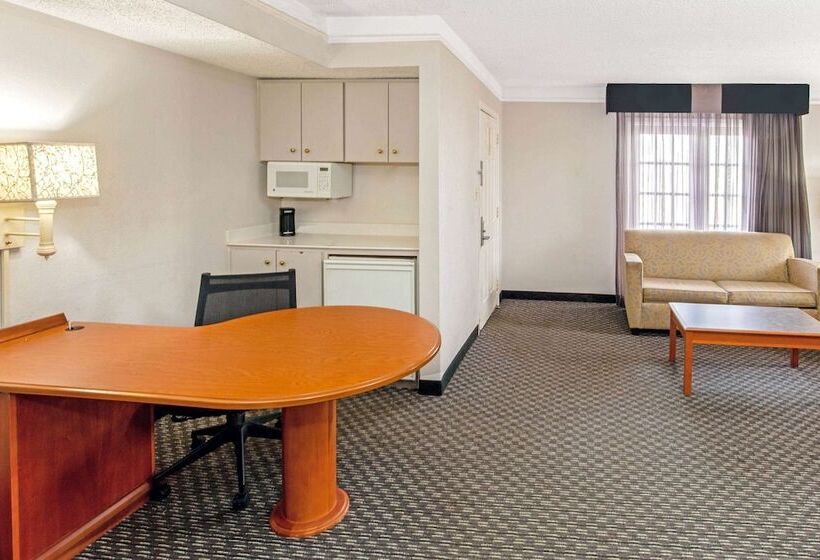 فندق La Quinta Inn By Wyndham Wichita Falls