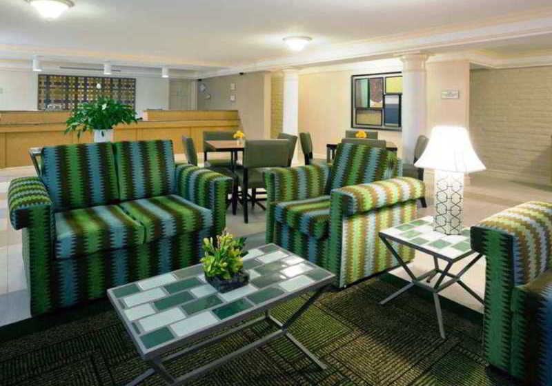 בית מלון כפרי La Quinta Inn Chicago Oakbrook Terrace