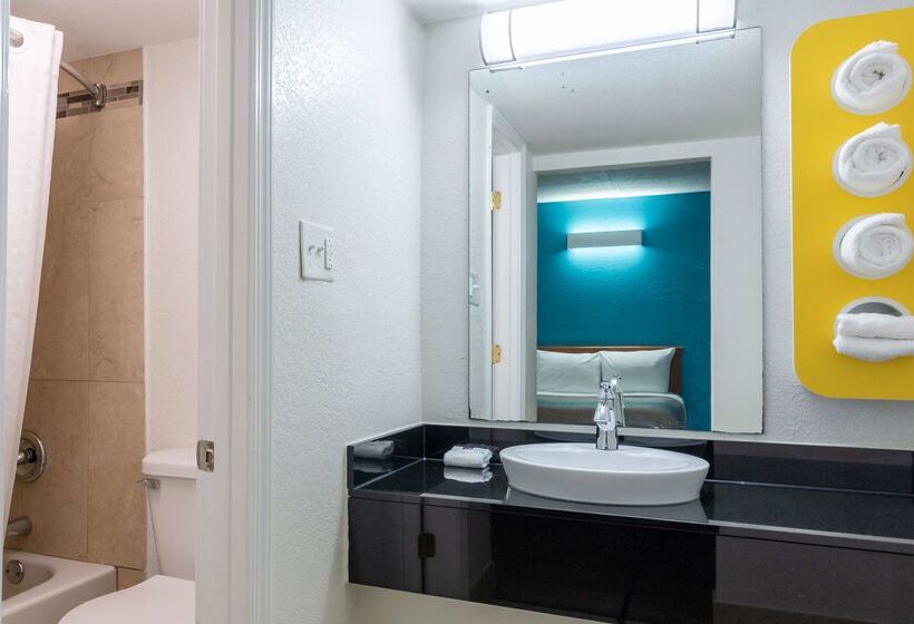 Motel 6 North Little Rock, Ar   Mccain