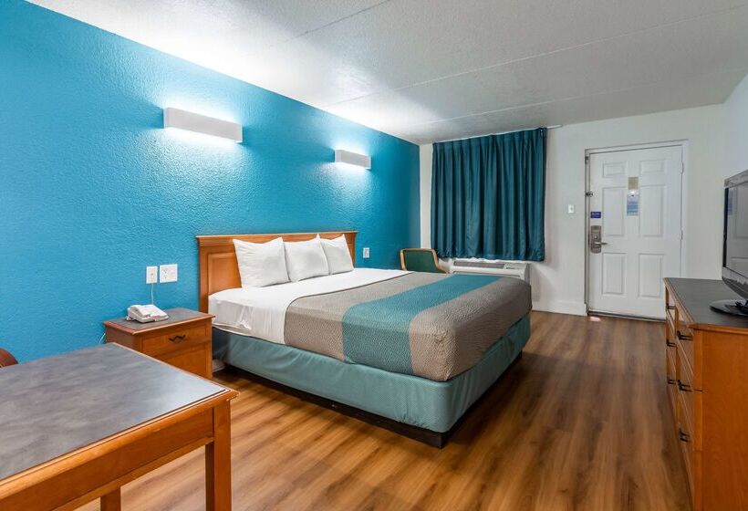 Motel 6 North Little Rock, Ar   Mccain