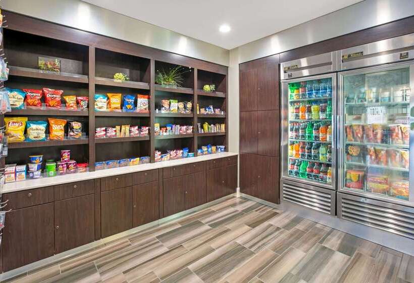 هتل La Quinta By Wyndham Dfw Airport South / Irving