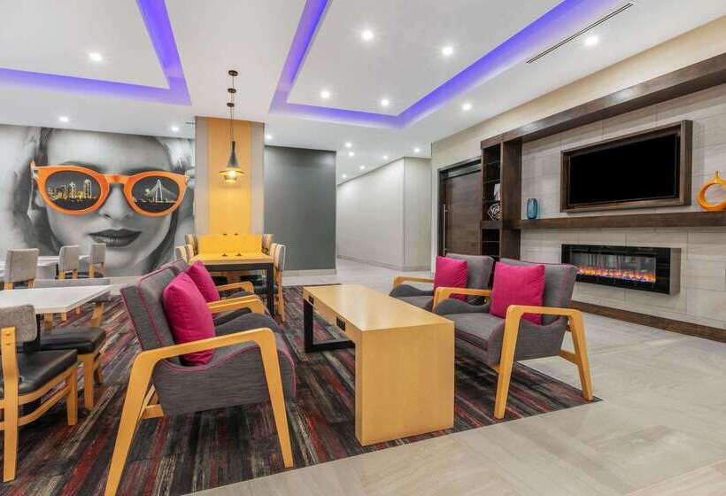 ホテル La Quinta Inn & Suites By Wyndham Lewisville