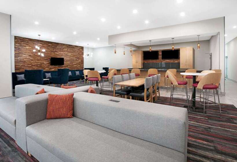 酒店 La Quinta Inn & Suites By Wyndham Lewisville