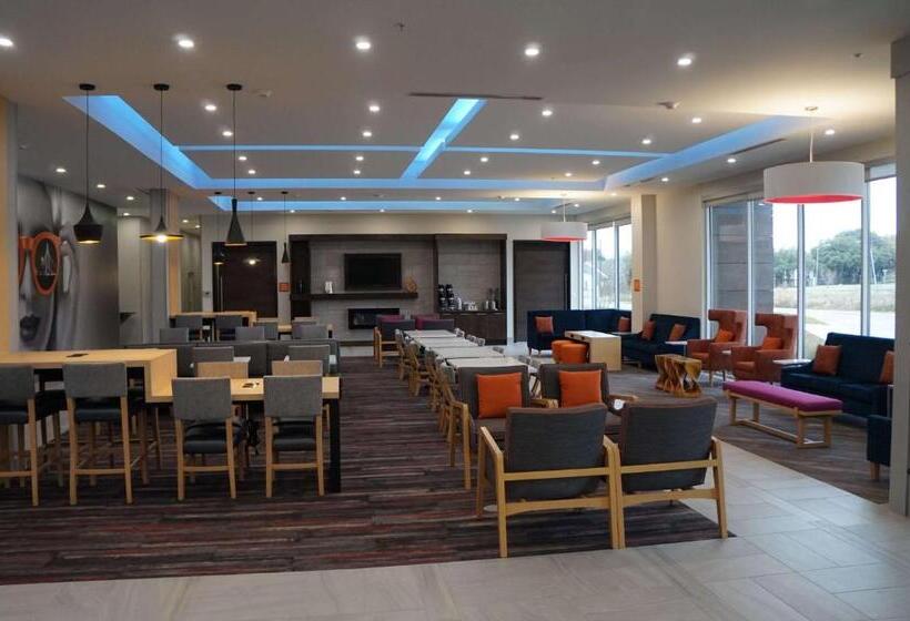 酒店 La Quinta Inn & Suites By Wyndham Lewisville