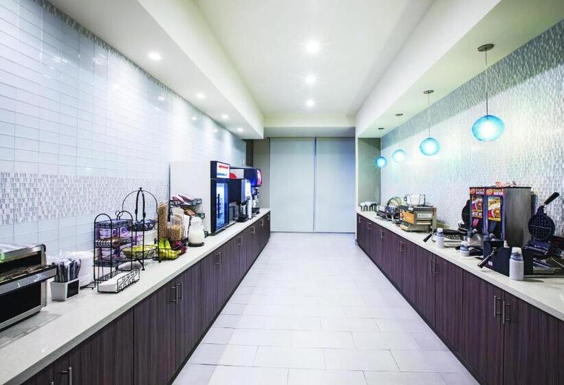 בית מלון כפרי La Quinta By Wyndham Mcallen La Plaza Mall