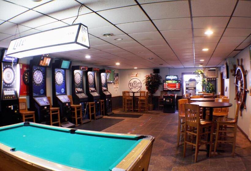 فندق Lakeview Inn