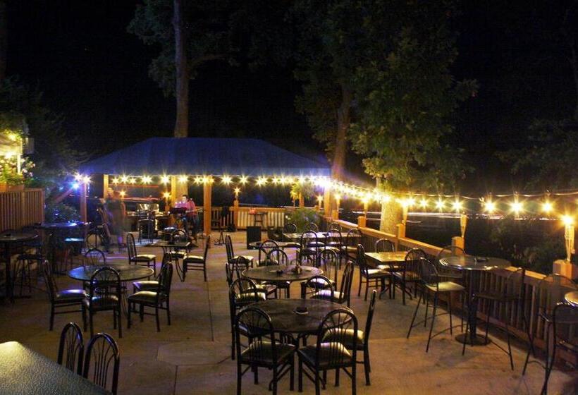 فندق Lakeview Inn