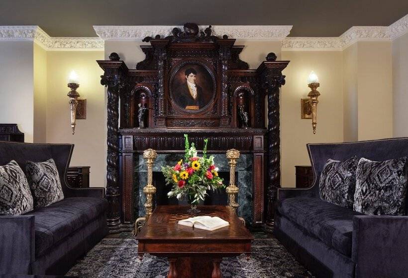 هتل Le Pavillon, New Orleans, A Tribute Portfolio