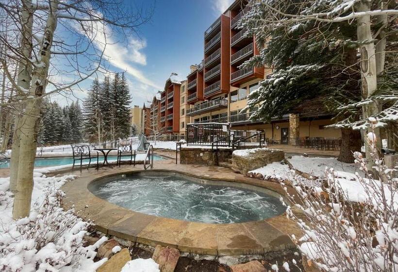 בית מלון כפרי Lion Square Lodge