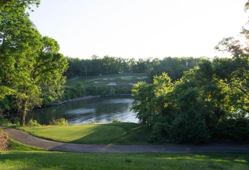 בית מלון כפרי Lodge Of Four Seasons Golf Resort, Marina & Spa