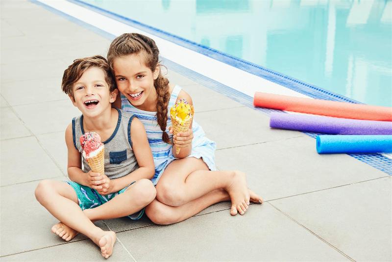 ホテル Regent Santa Monica Beach