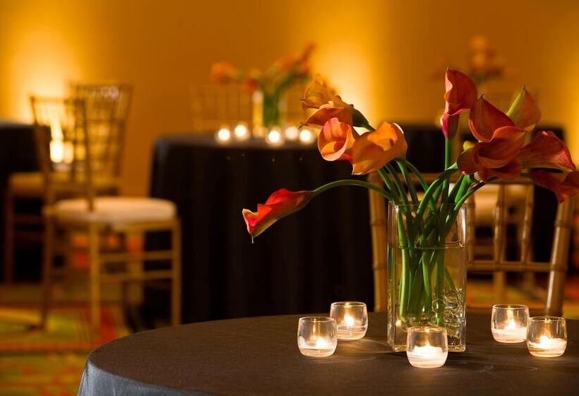 호텔 Long Island Marriott