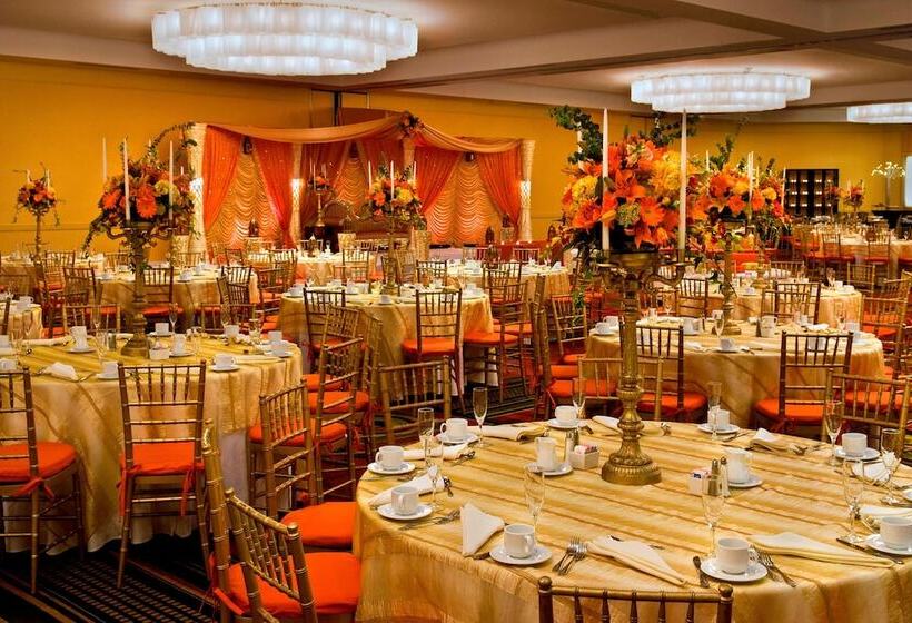 호텔 Long Island Marriott