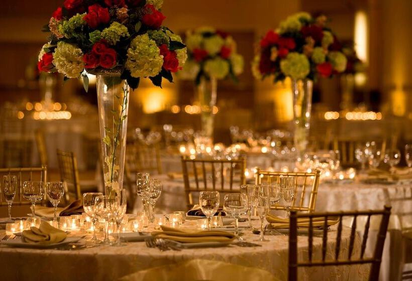 호텔 Long Island Marriott