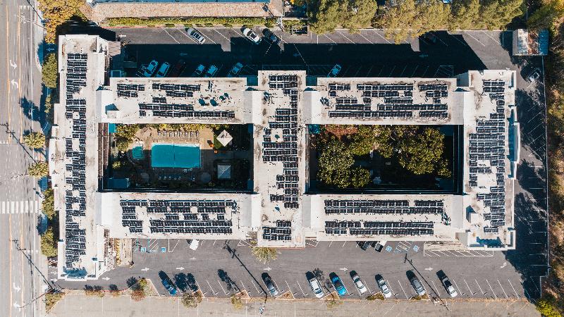 فندق Marin Suites