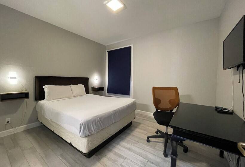 Отель Marina Inn