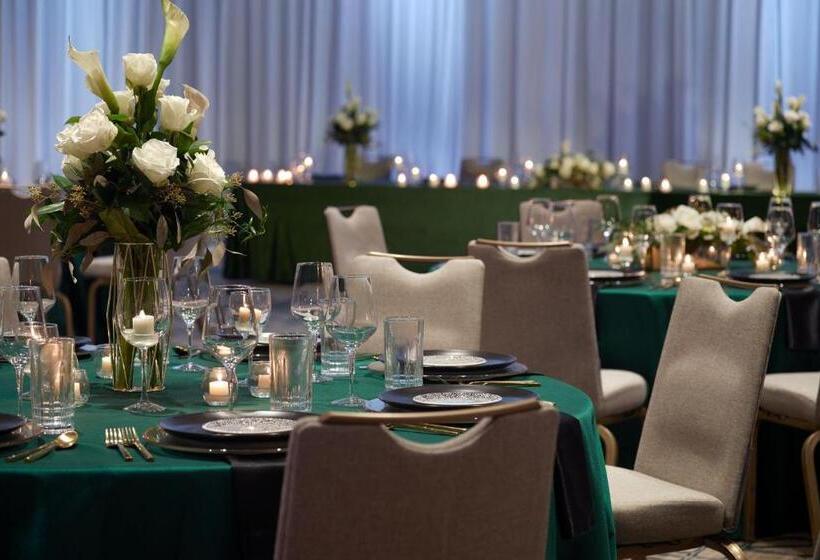 ホテル Marriott Kansas City Overland Park