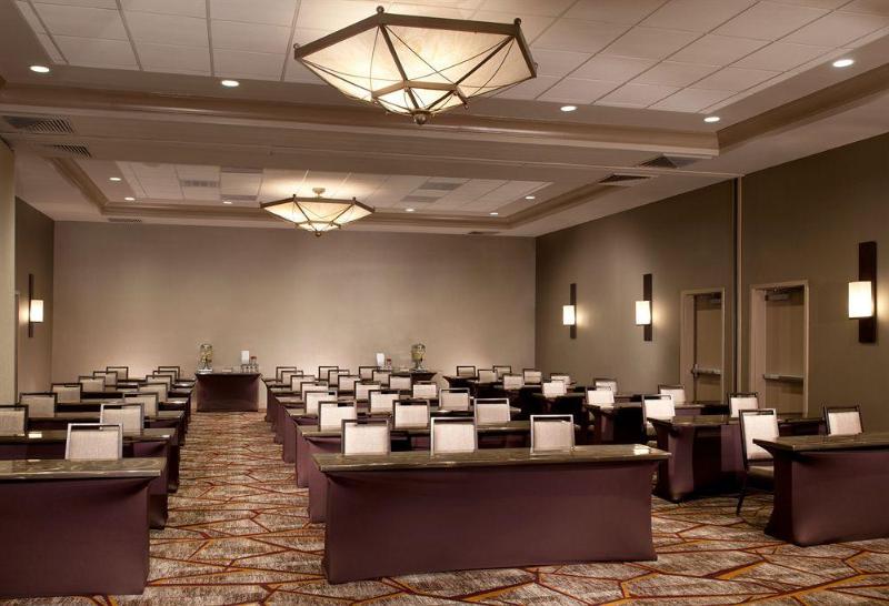 هتل Marriott Raleigh Durham Research Triangle Park