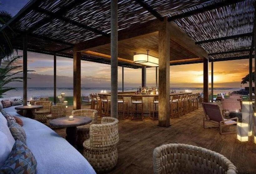 בית מלון כפרי Mauna Lani, Auberge Resorts Collection