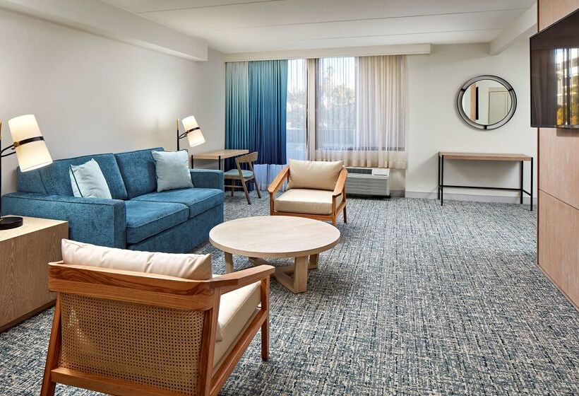 בית מלון כפרי Mdr Marina del Rey, a Doubletree by Hilton