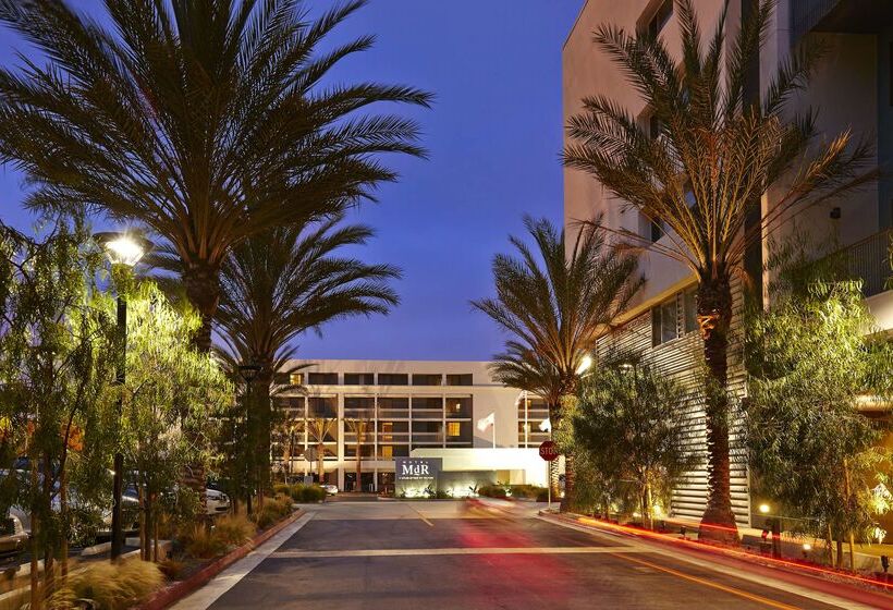 בית מלון כפרי Mdr Marina del Rey, a Doubletree by Hilton