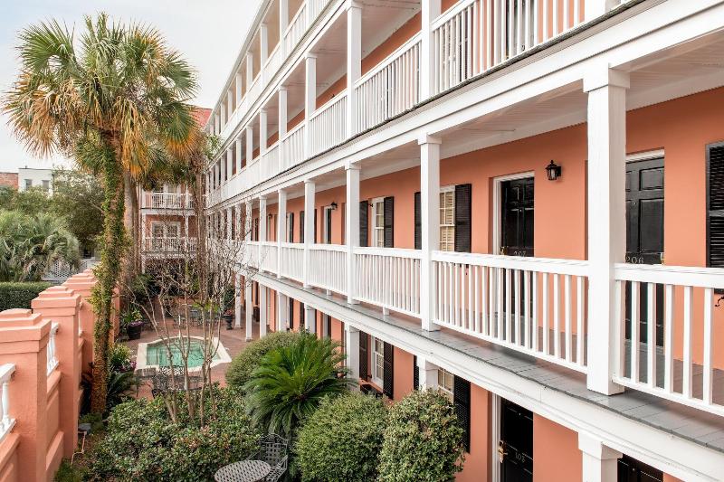 Отель Meeting Street Inn