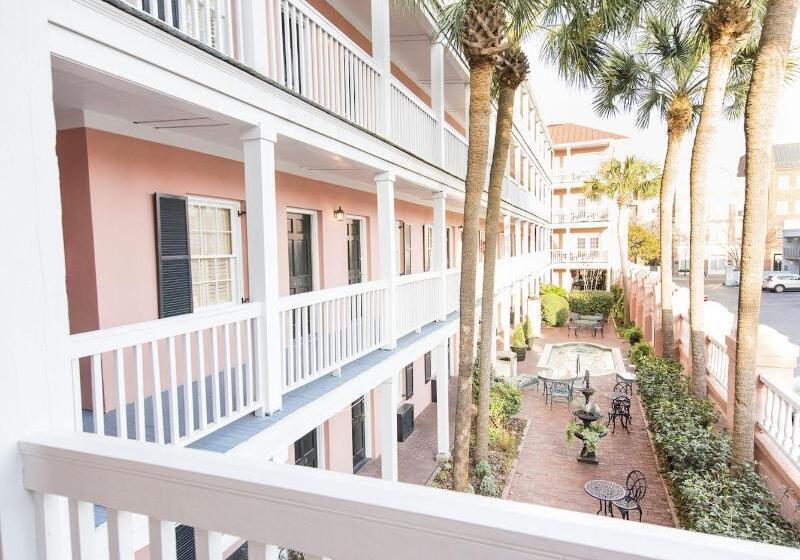 Отель Meeting Street Inn