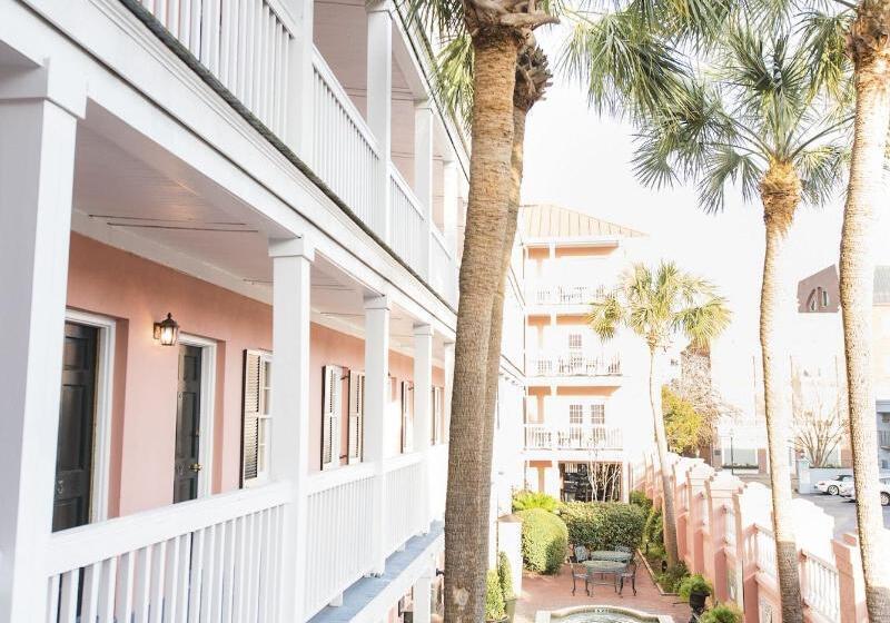 Отель Meeting Street Inn