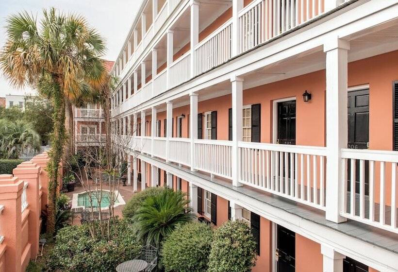 Отель Meeting Street Inn