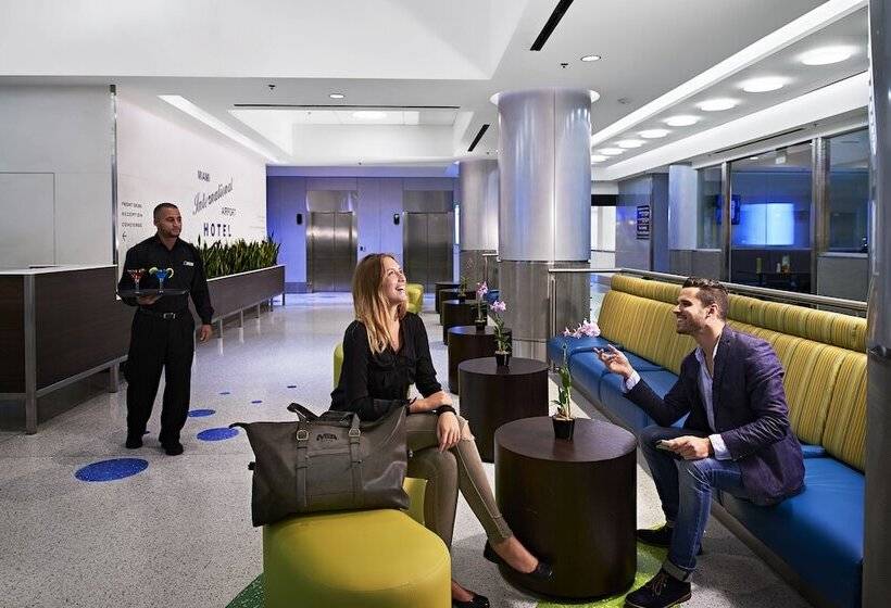 Отель Miami International Airport